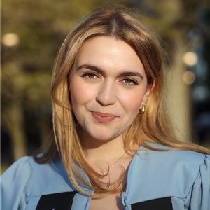 Meet your Posher, Elena